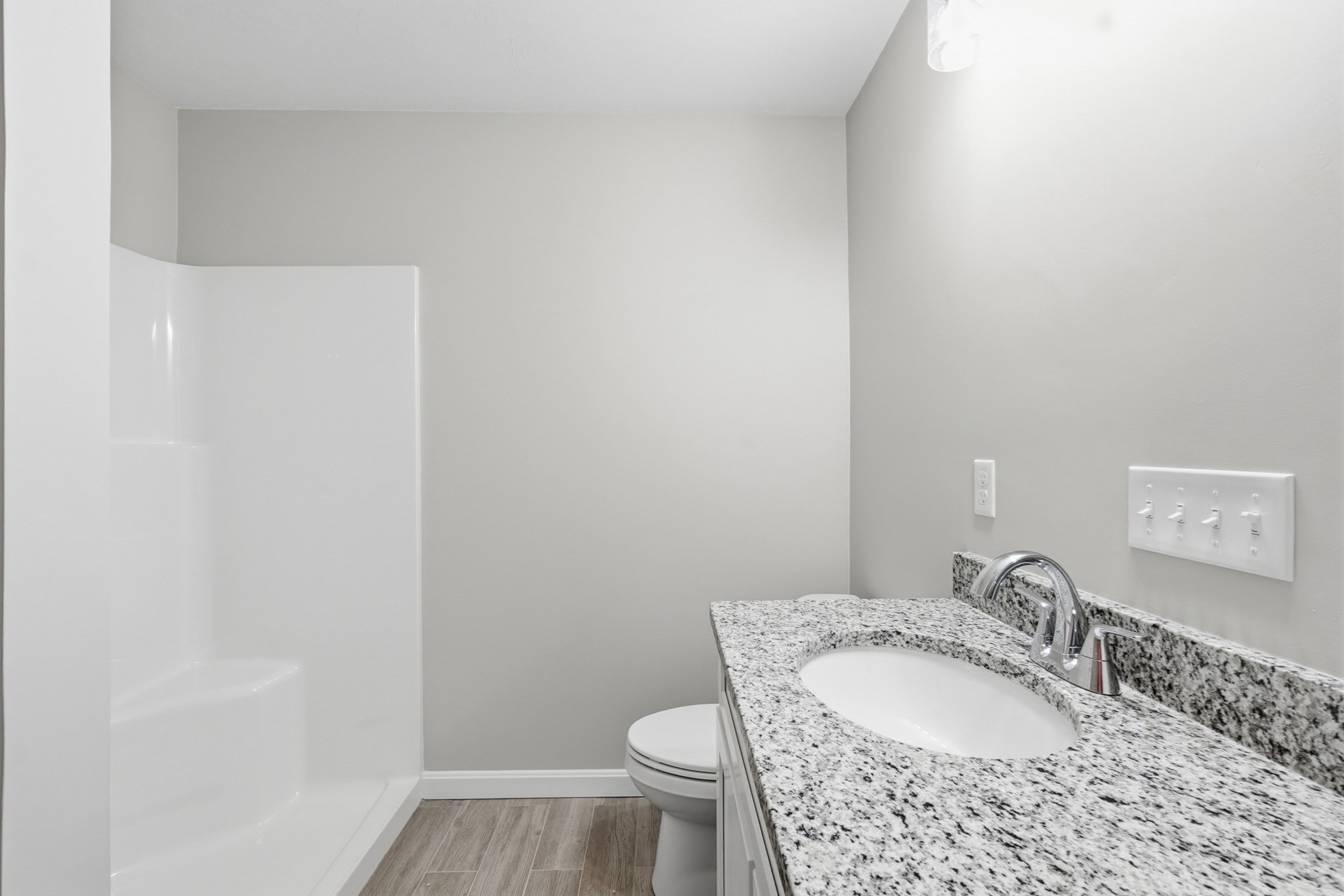 71 Pine St # B Property Photo 17