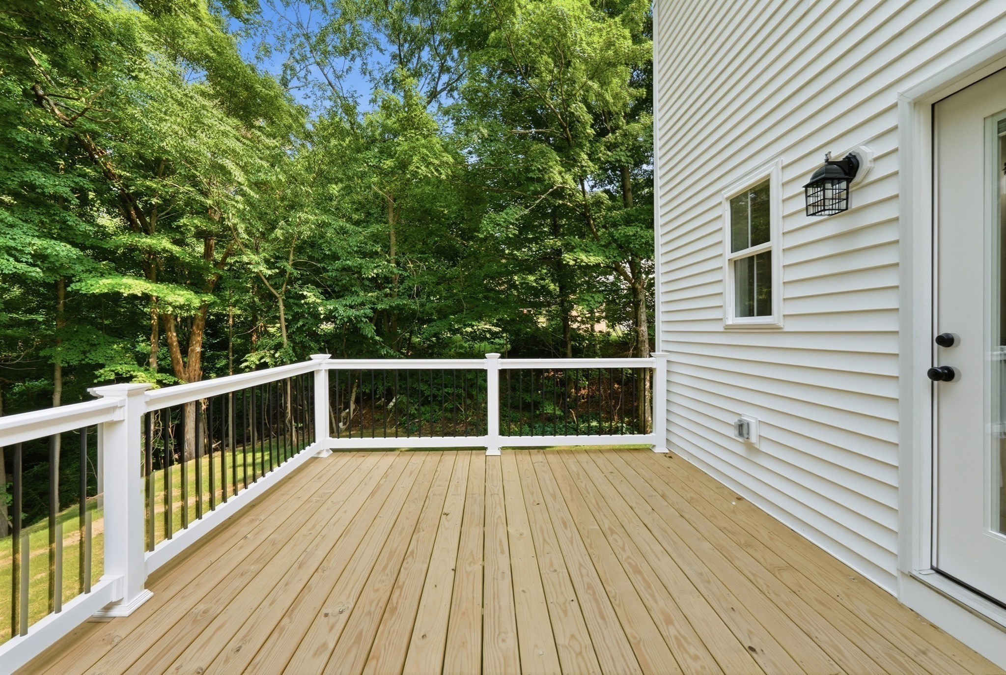 71 Pine St # B Property Photo 19