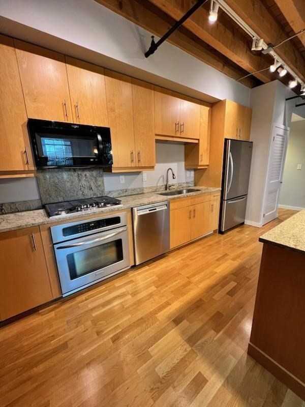 101 Broad St # 4e Property Photo 3