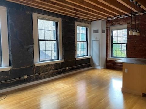 101 Broad St # 4e Property Photo 4