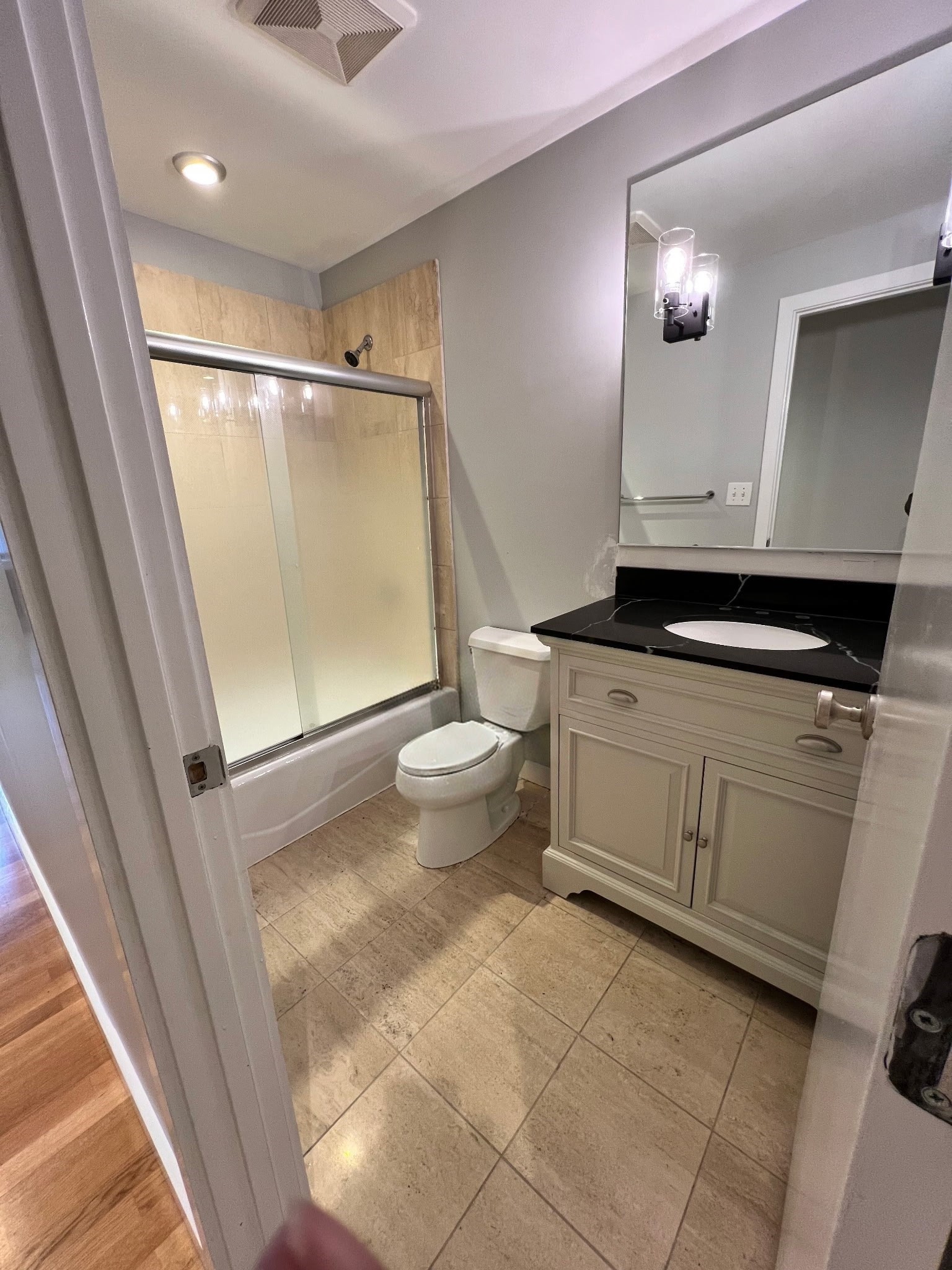 101 Broad St # 4e Property Photo 6
