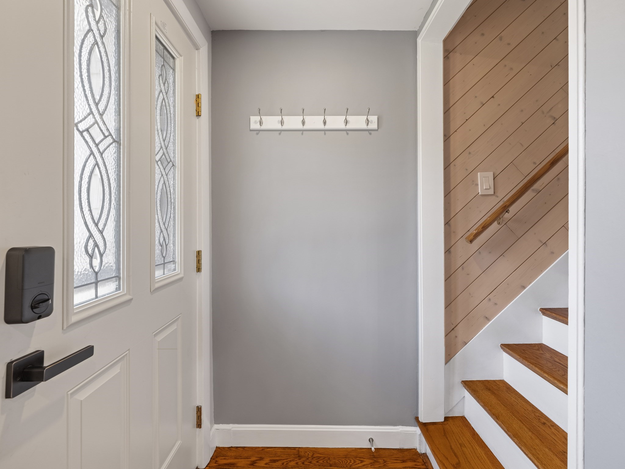 7 Fabens St Property Photo 17