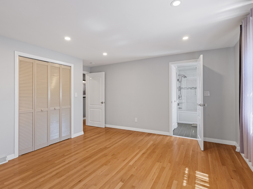 7 Fabens St Property Photo 19