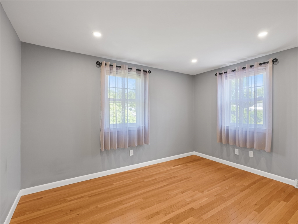 7 Fabens St Property Photo 25