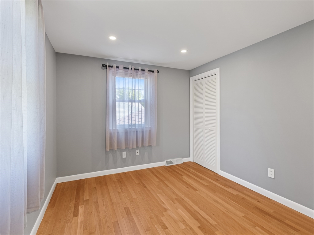7 Fabens St Property Photo 26