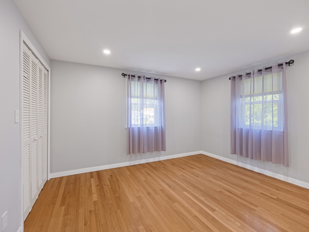 7 Fabens St Property Photo 27
