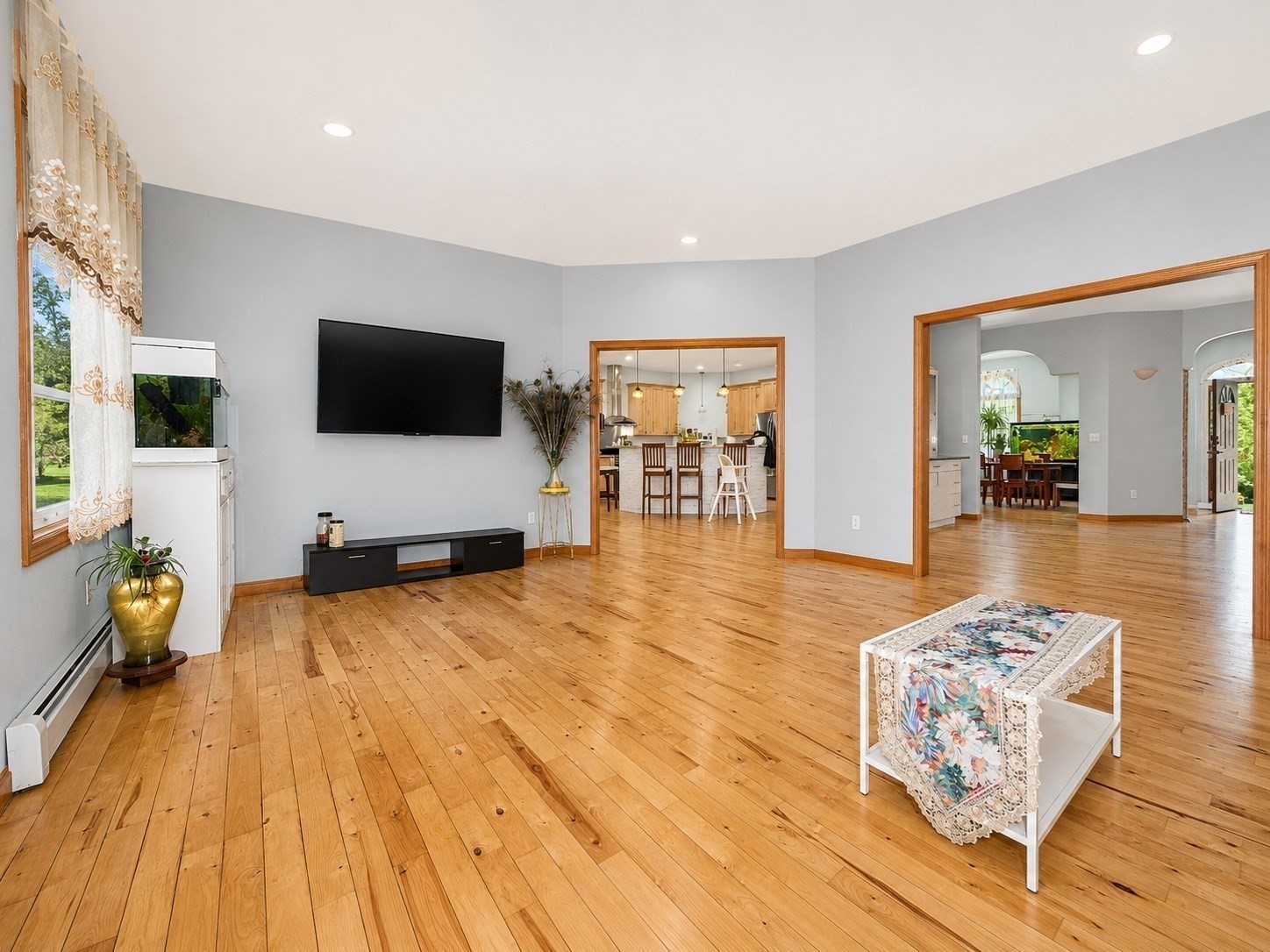 36 E Brookfield Rd Property Photo 4