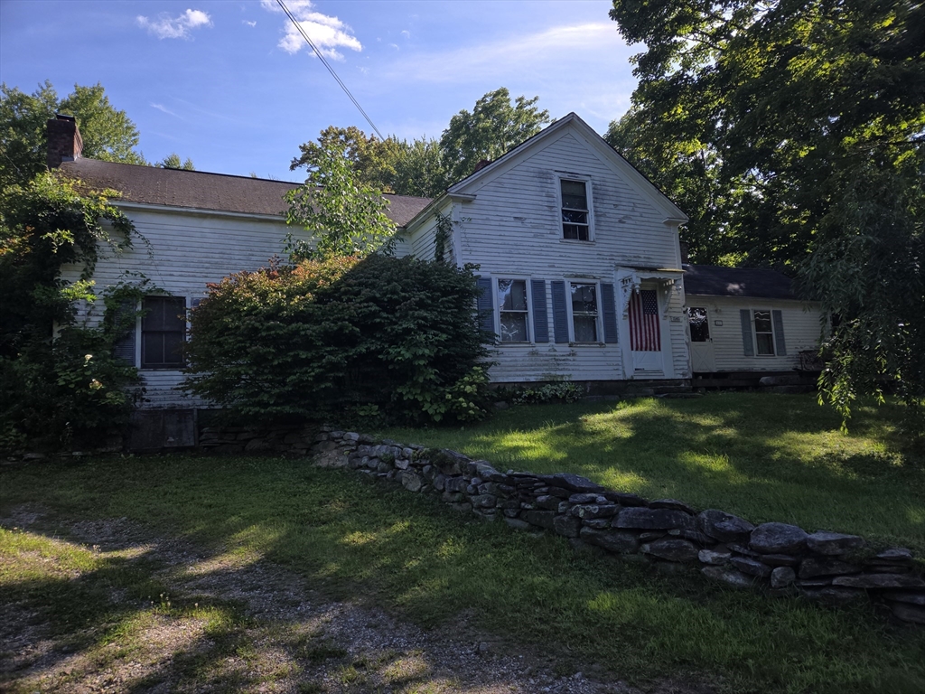 133 Amherst Rd Property Photo 1