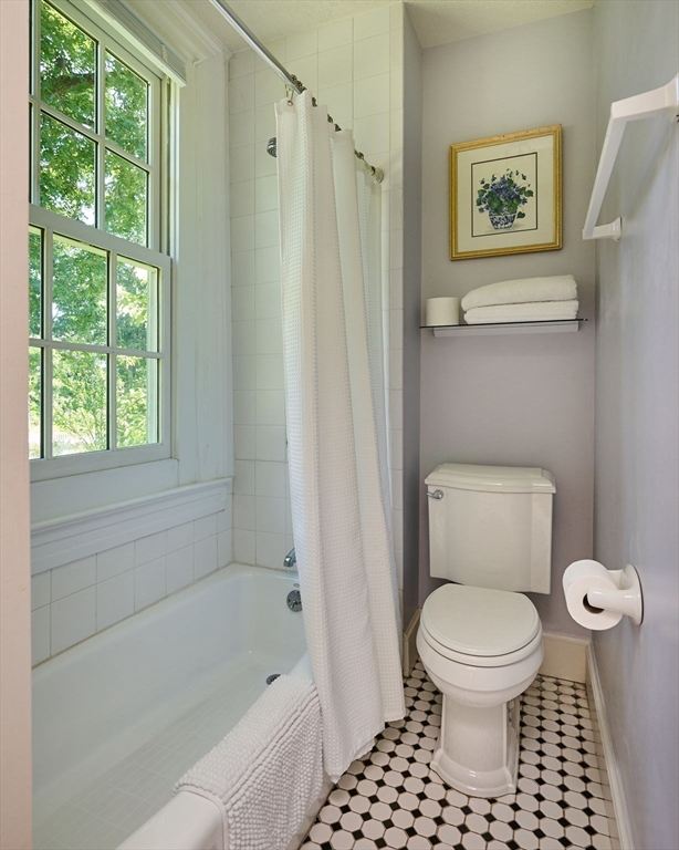 25 Woodbridge St Property Photo 25