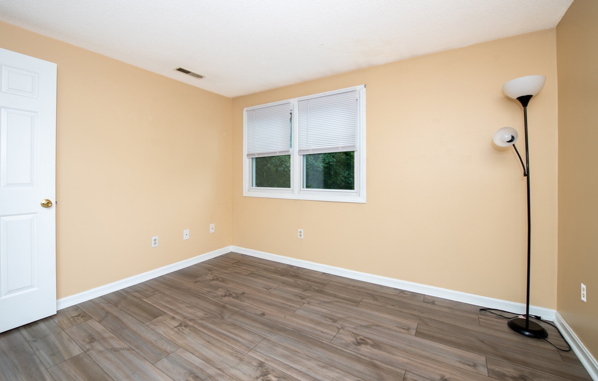 1585 Braley Rd # 51 Property Photo 17