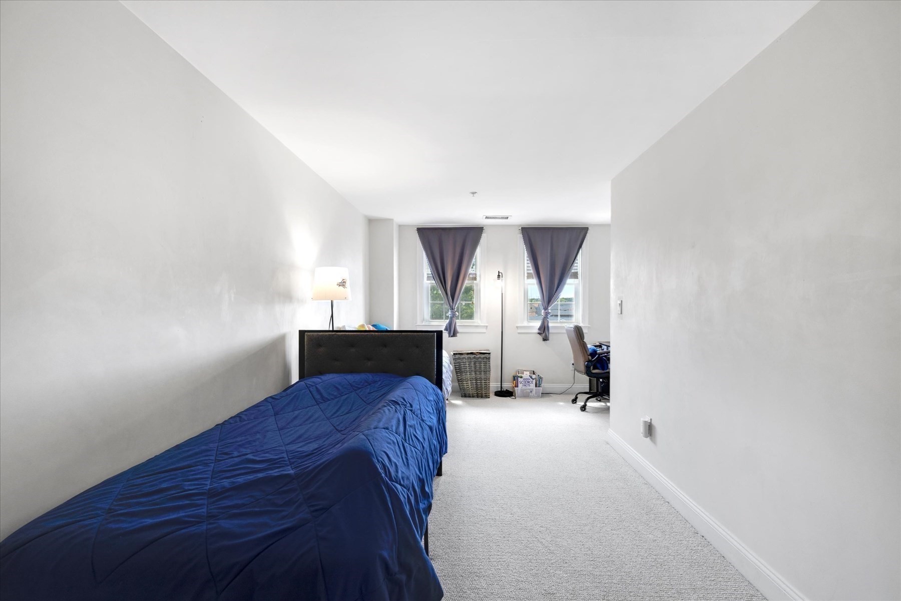 615 Main # 7 Property Photo 21