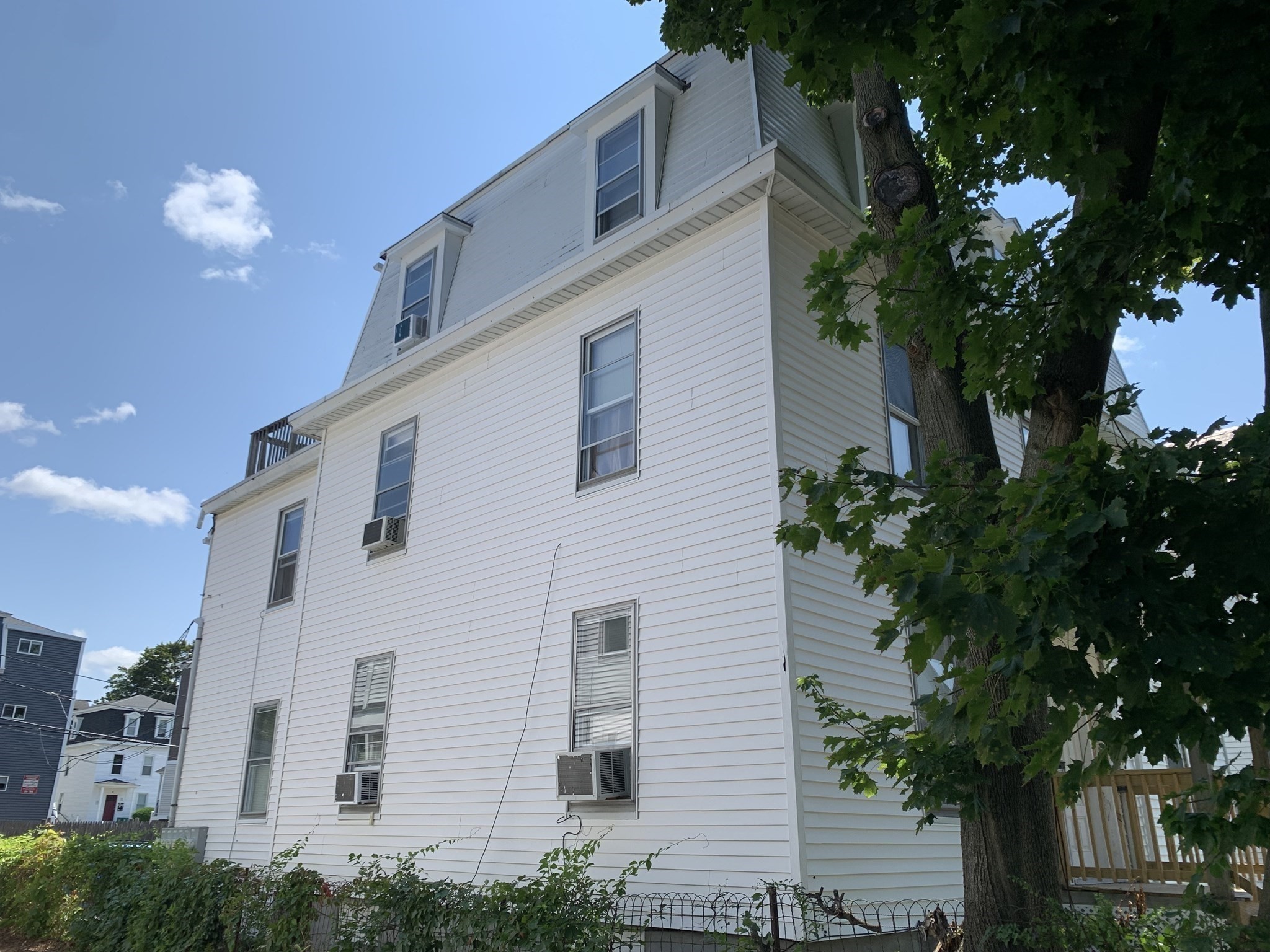10 Denny St Property Photo 3