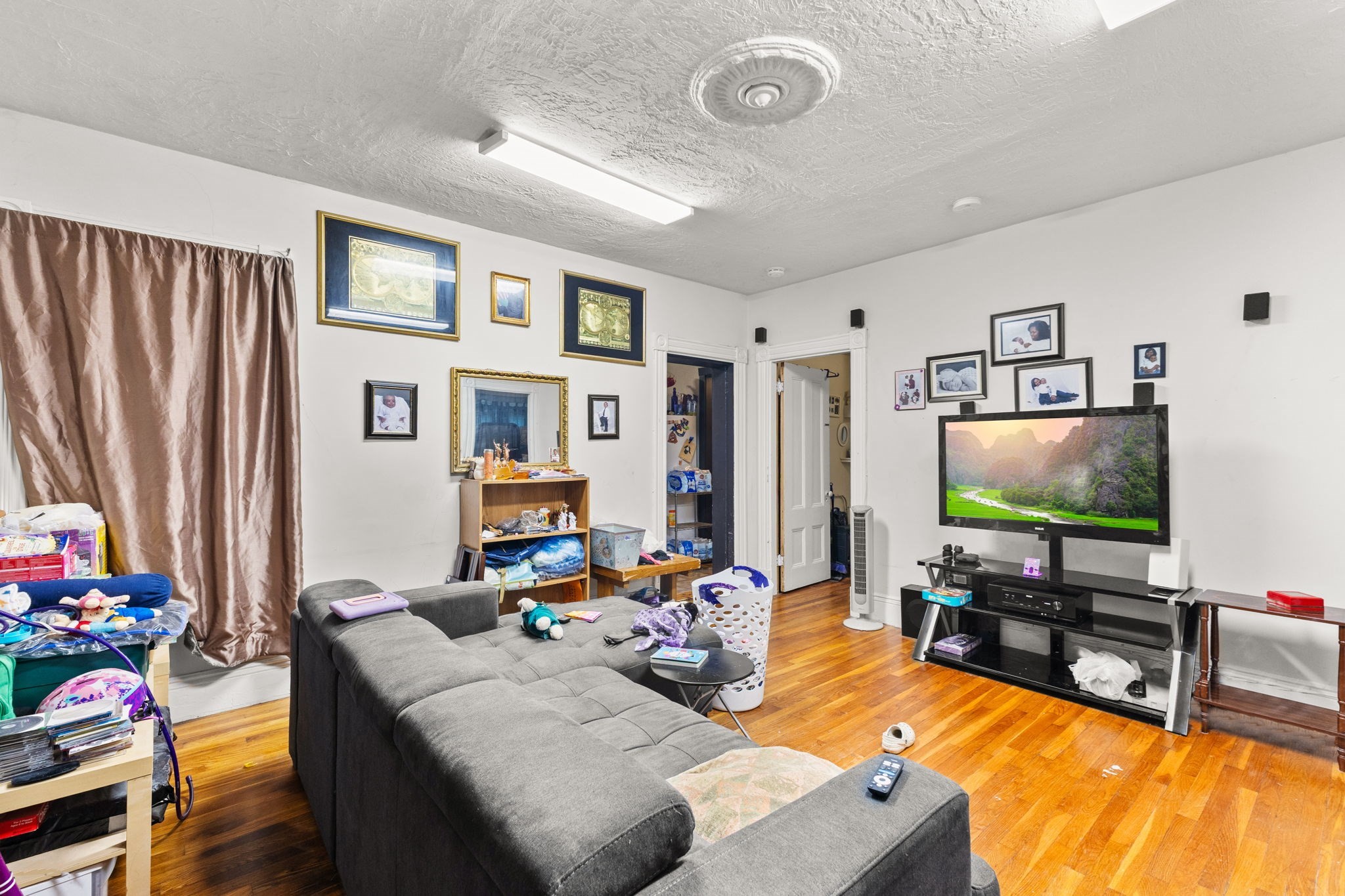 282 Belmont St Property Photo 10