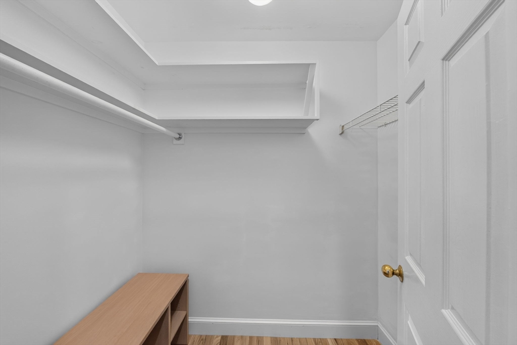 216 Summit Ave # 201 Property Photo 14