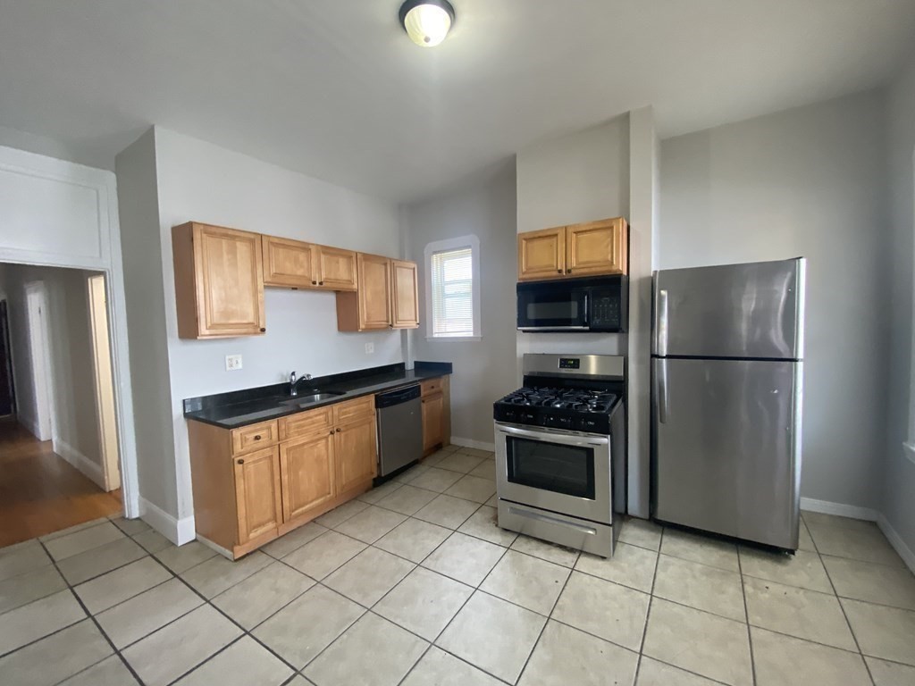 34 Speedwell Street Property Photo 8