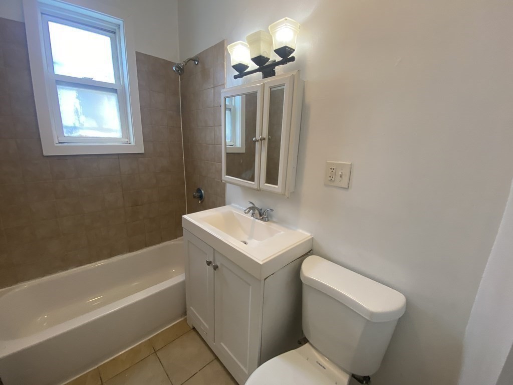 34 Speedwell Street Property Photo 9