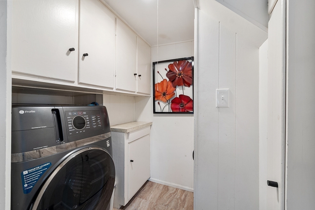 2 Grove St Property Photo 20