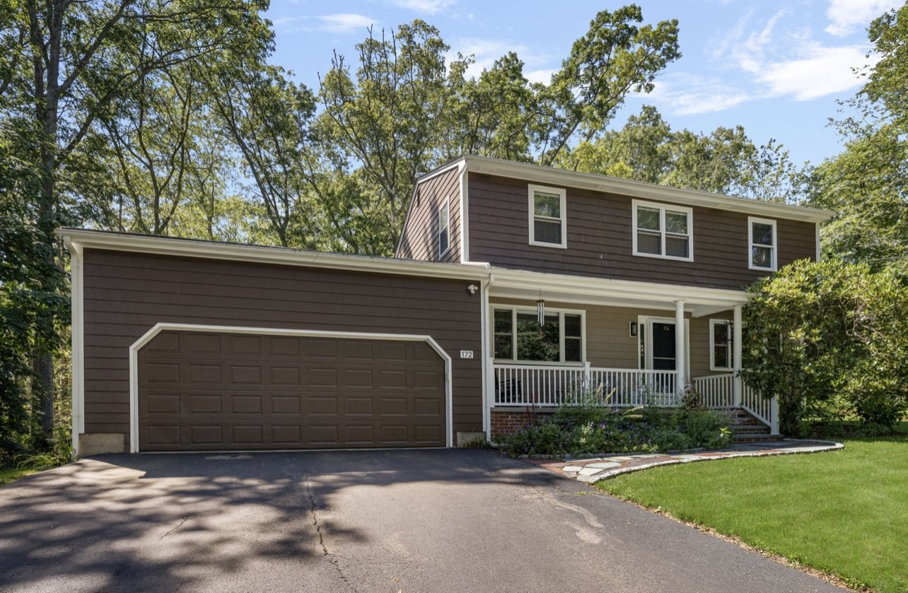 172 Broad Rock Rd Property Photo 1