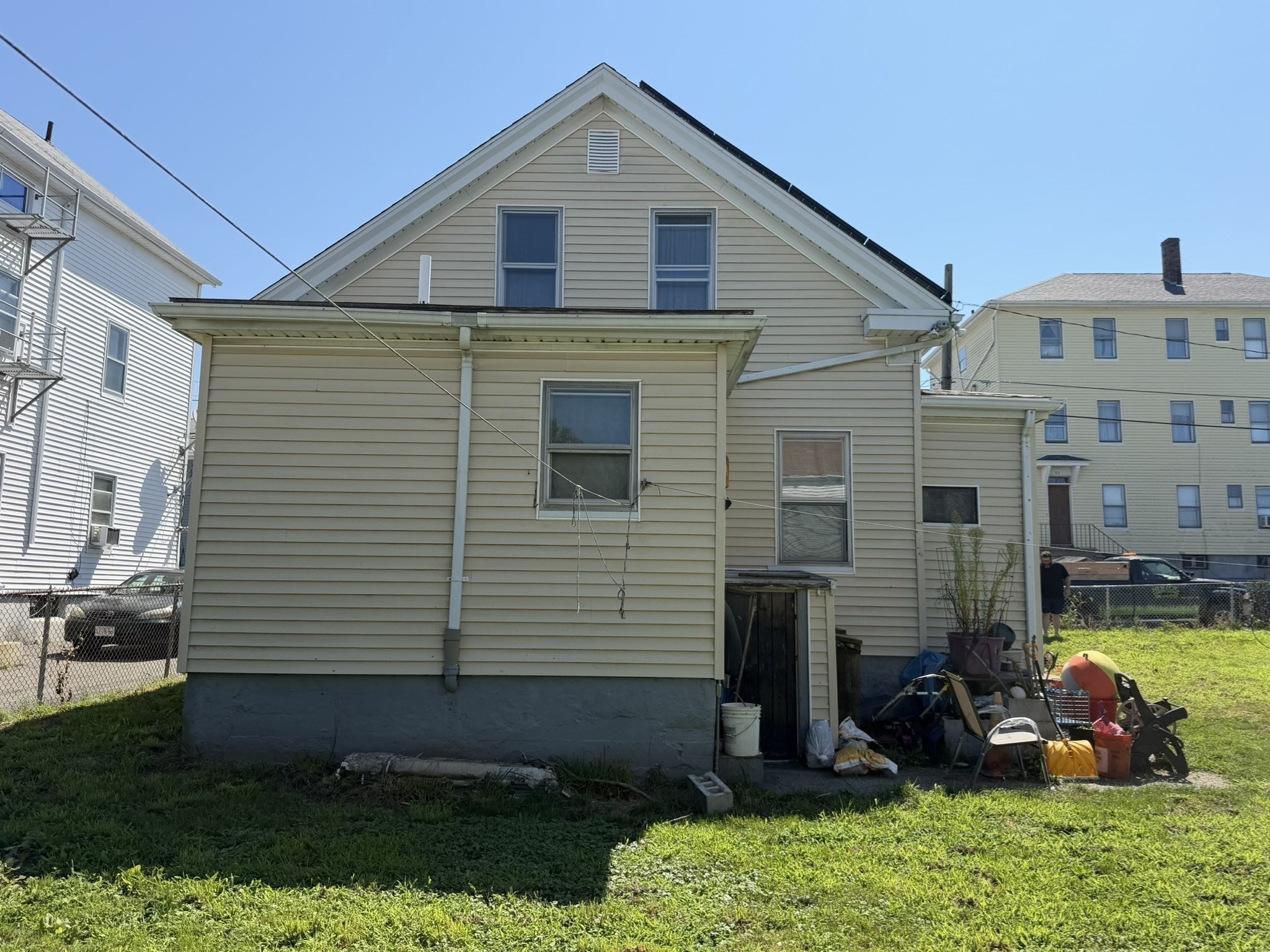 15 Allen St Property Photo 6