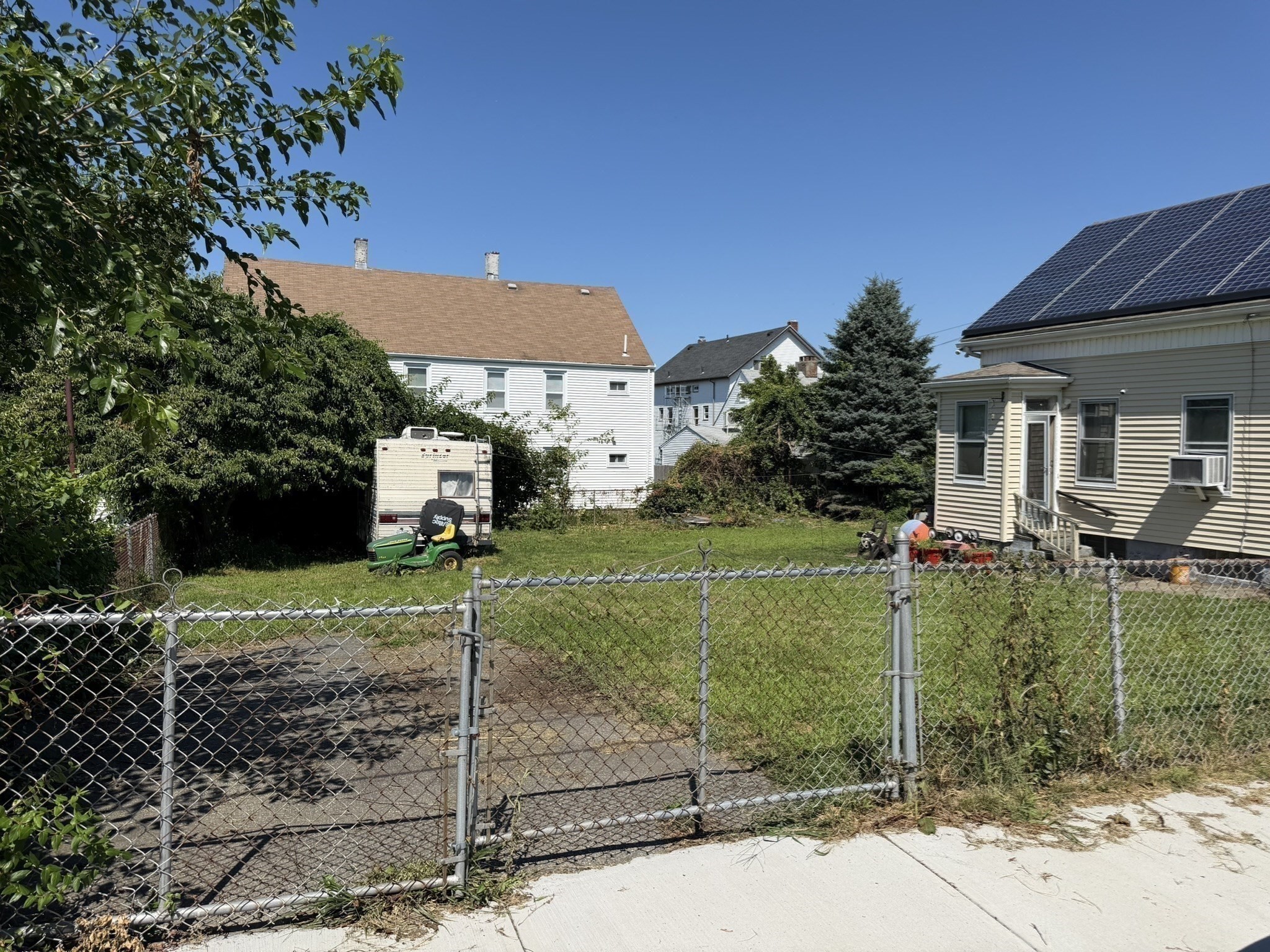 15 Allen St Property Photo 9