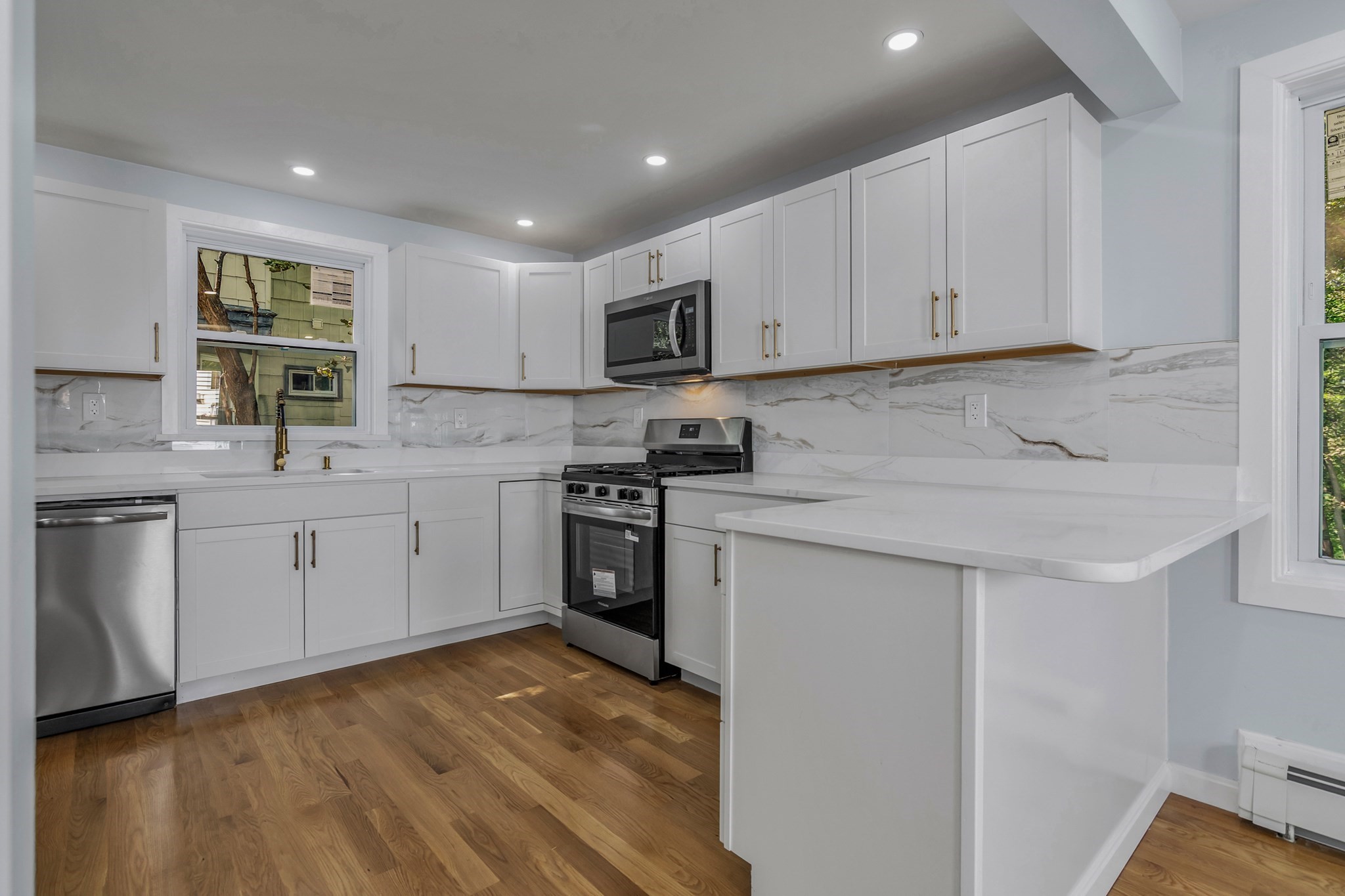 197 Oakland Ave Property Photo 16
