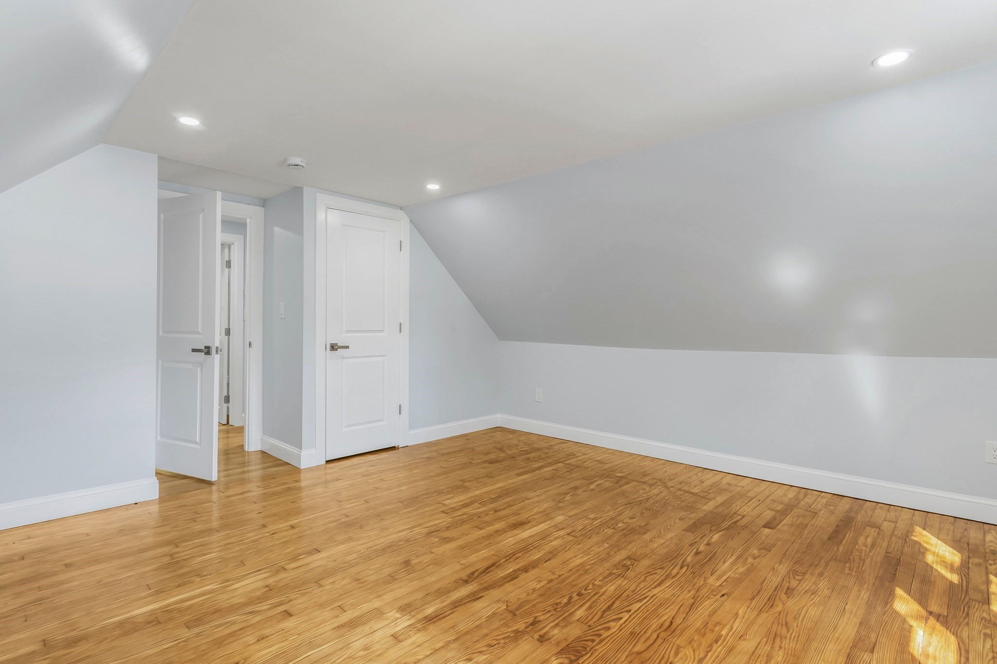 197 Oakland Ave Property Photo 32