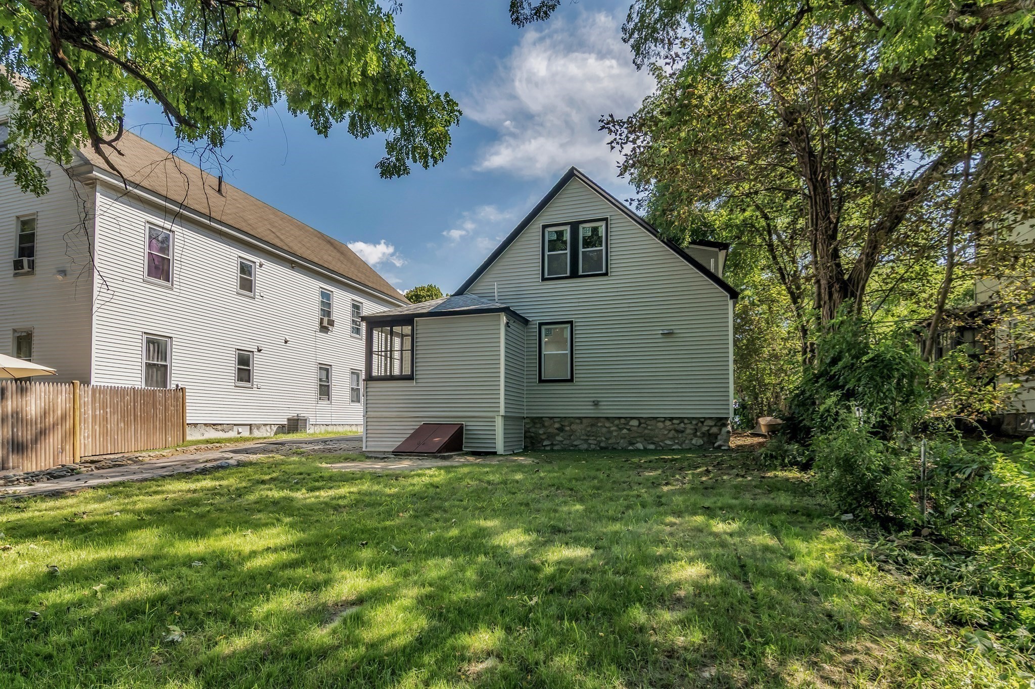197 Oakland Ave Property Photo 34