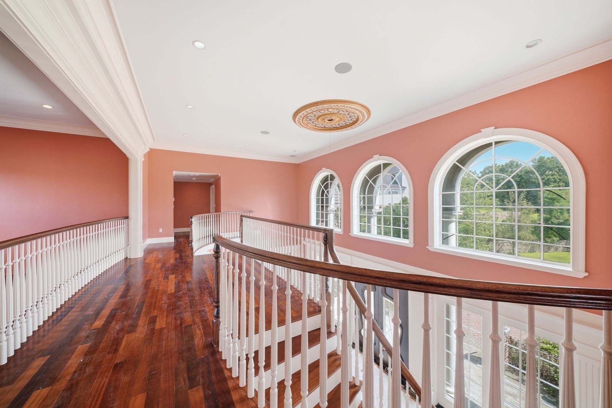 3 Regency Rdg Property Photo 7