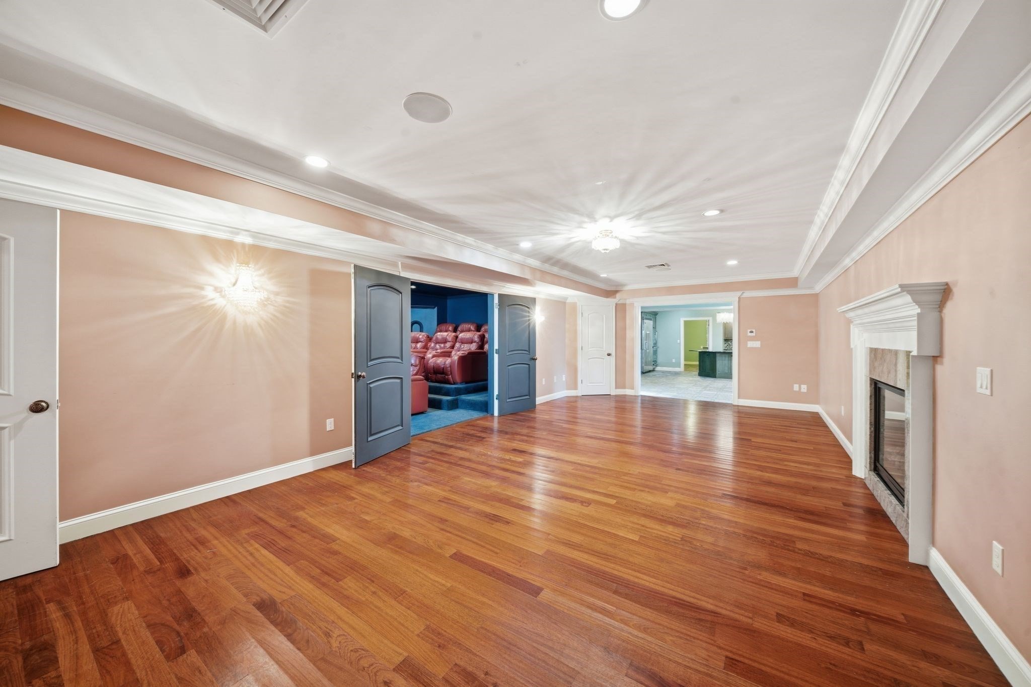 3 Regency Rdg Property Photo 22