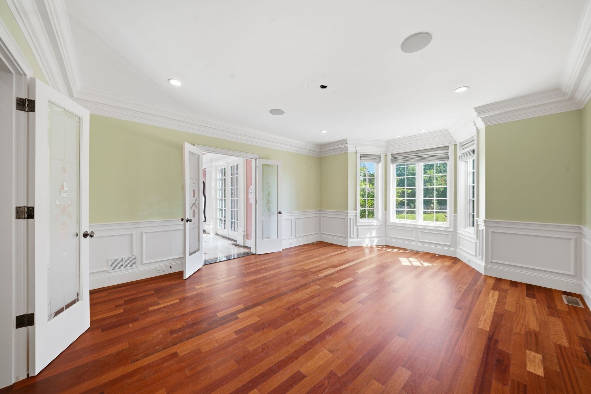 3 Regency Rdg Property Photo 26