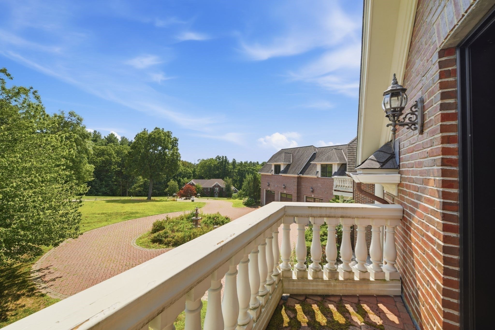 3 Regency Rdg Property Photo 31