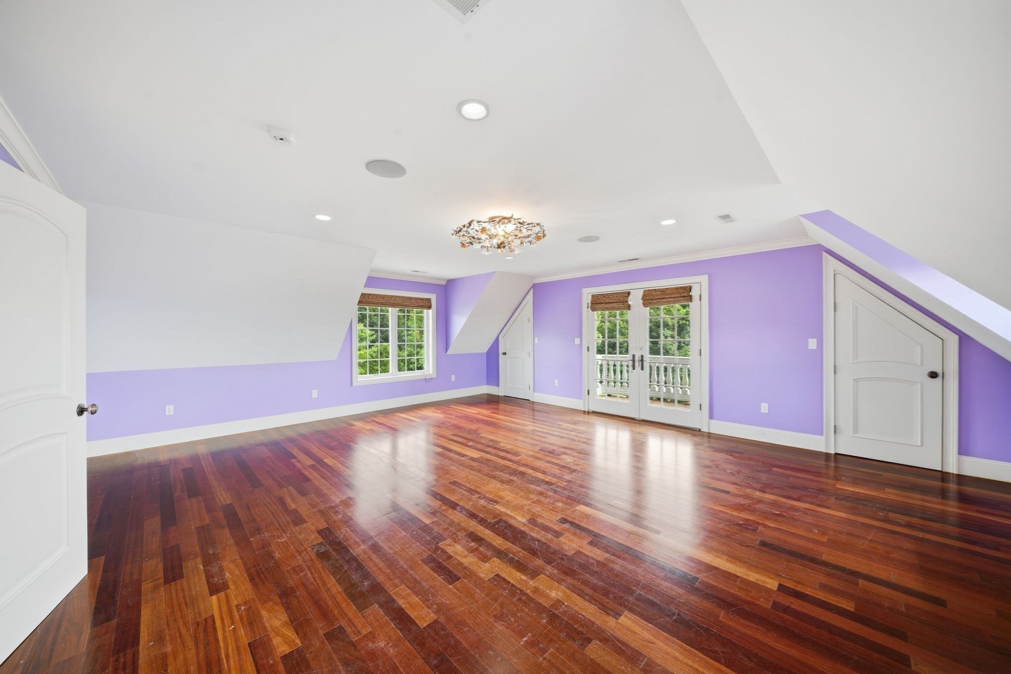 3 Regency Rdg Property Photo 32