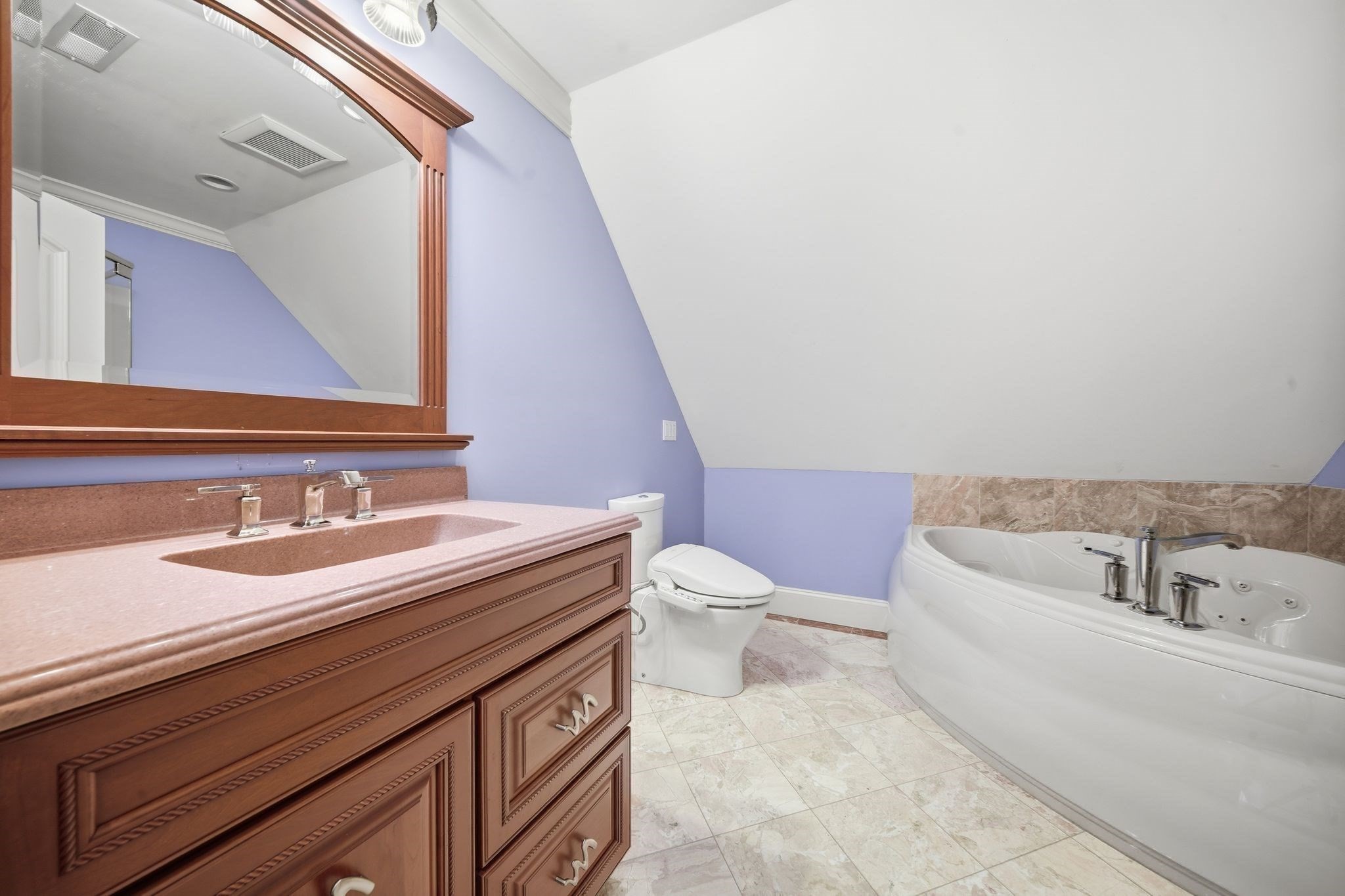 3 Regency Rdg Property Photo 33