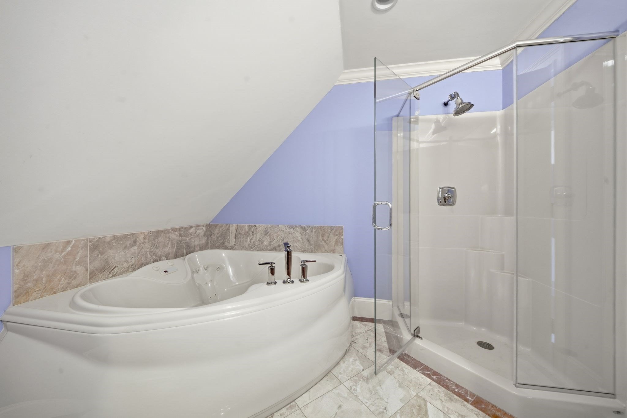 3 Regency Rdg Property Photo 34