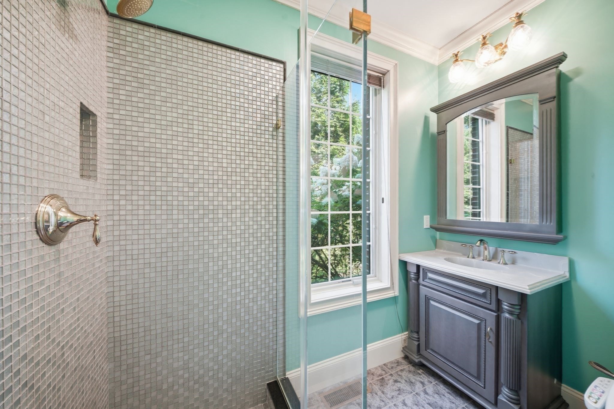 3 Regency Rdg Property Photo 38