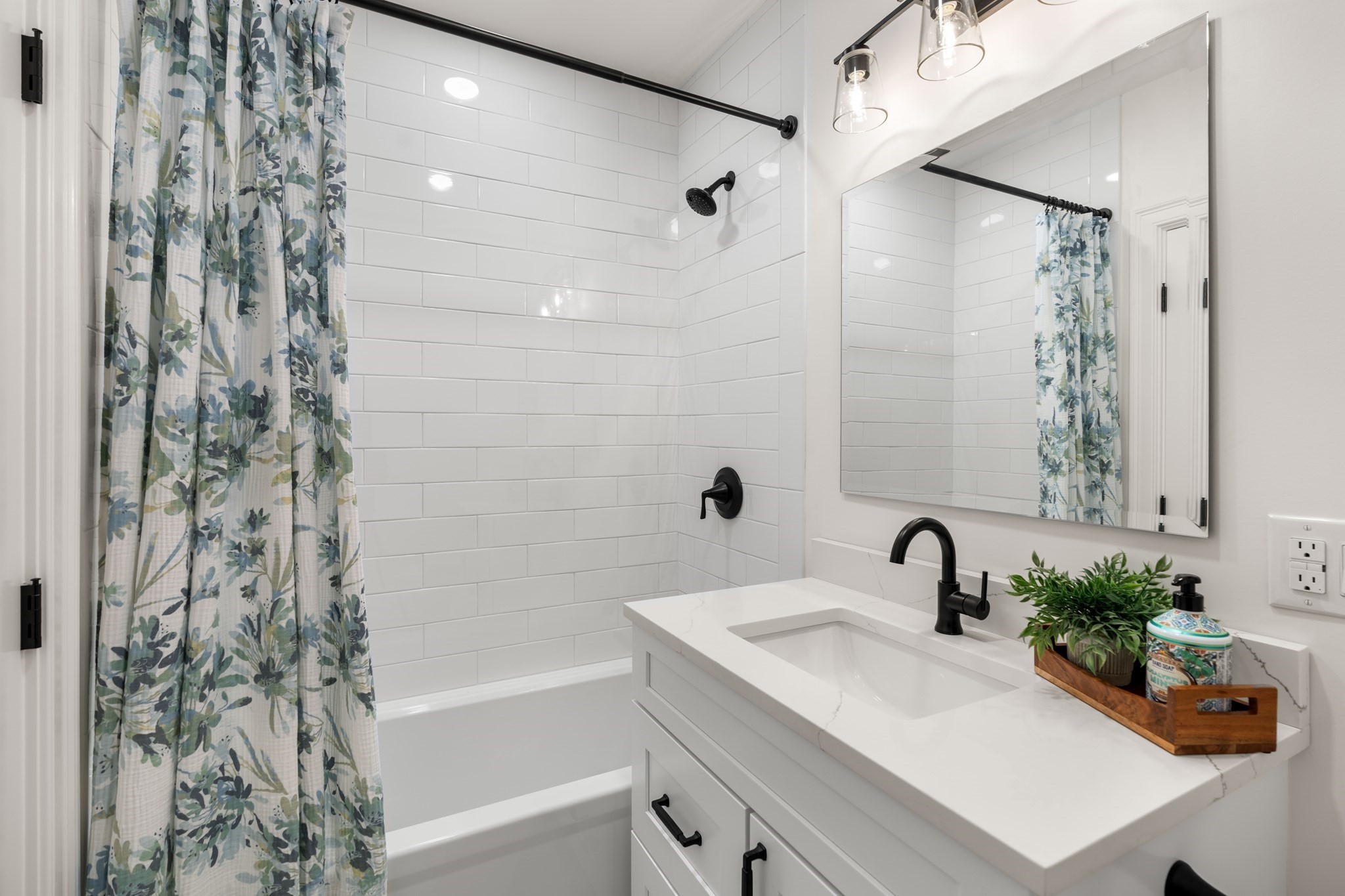 16 Franklin Street # 1503 Property Photo 14
