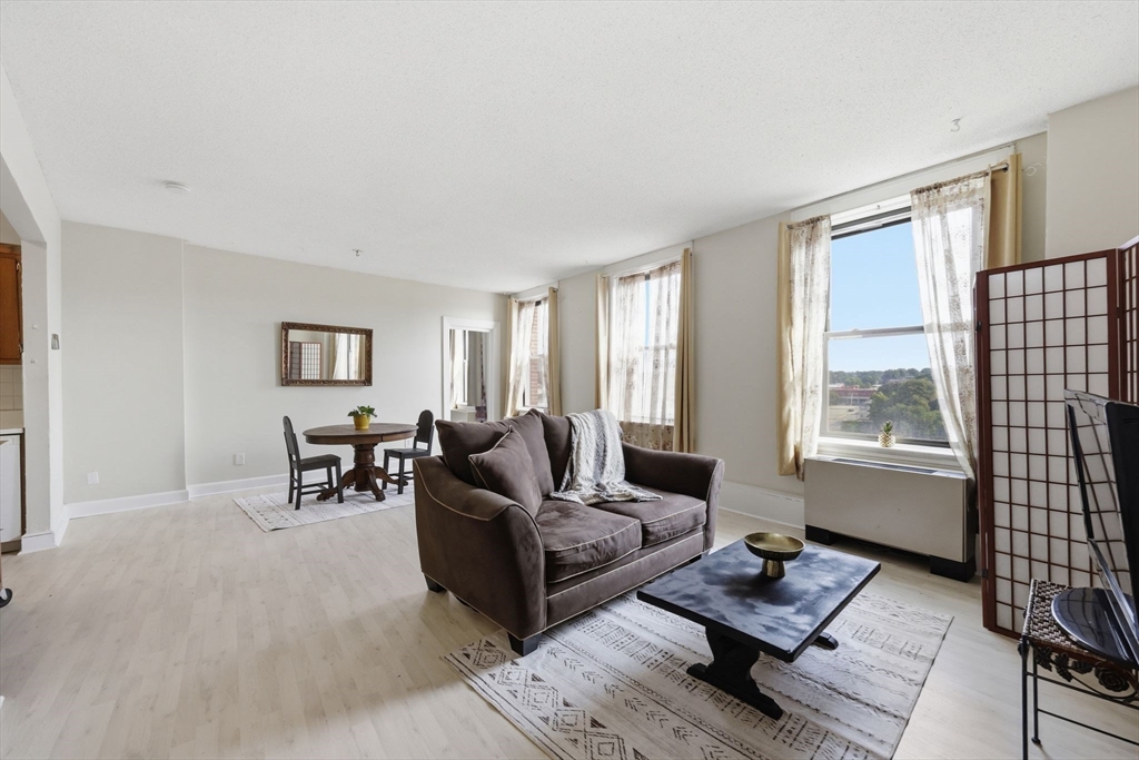 140 Chestnut St # 604 Property Photo 13