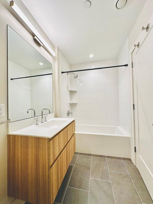 240 Salem # 3a Property Photo 14