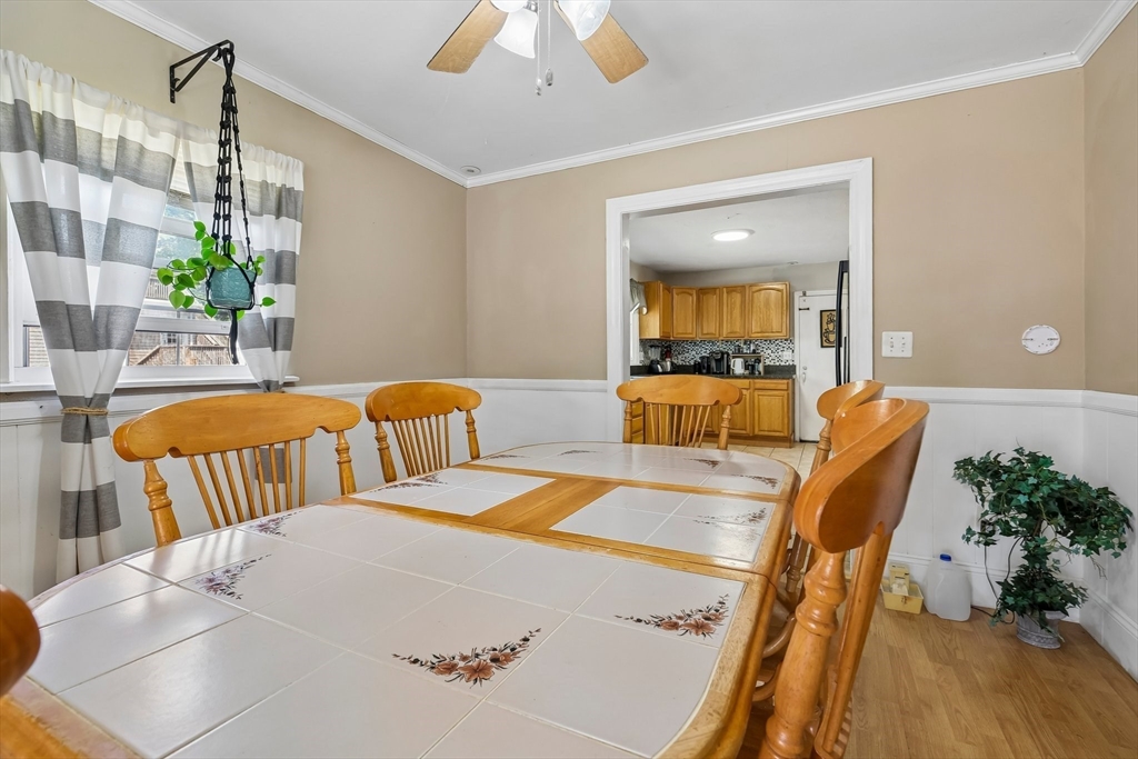 114 Rich St Property Photo 14