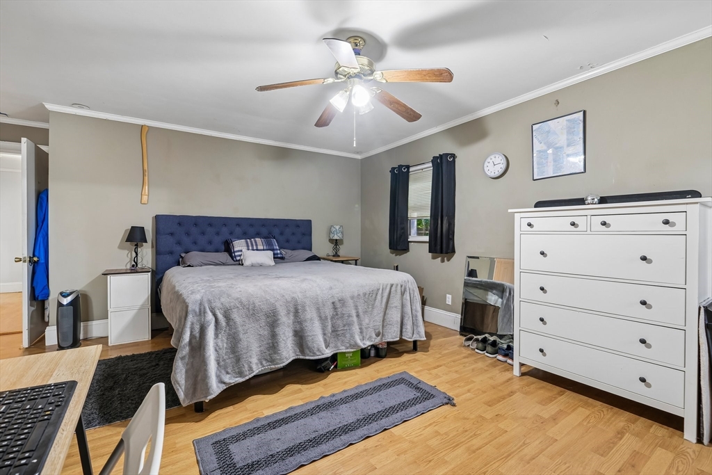 114 Rich St Property Photo 28