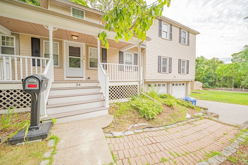 34 Dewey Ave Property Photo 2