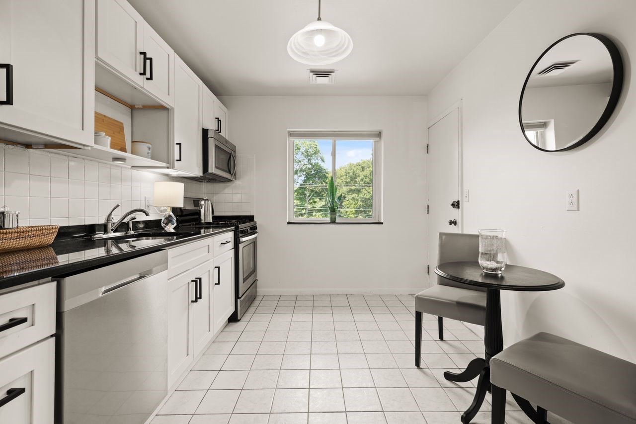 5 Bayberry Drive # 3 Property Photo 10