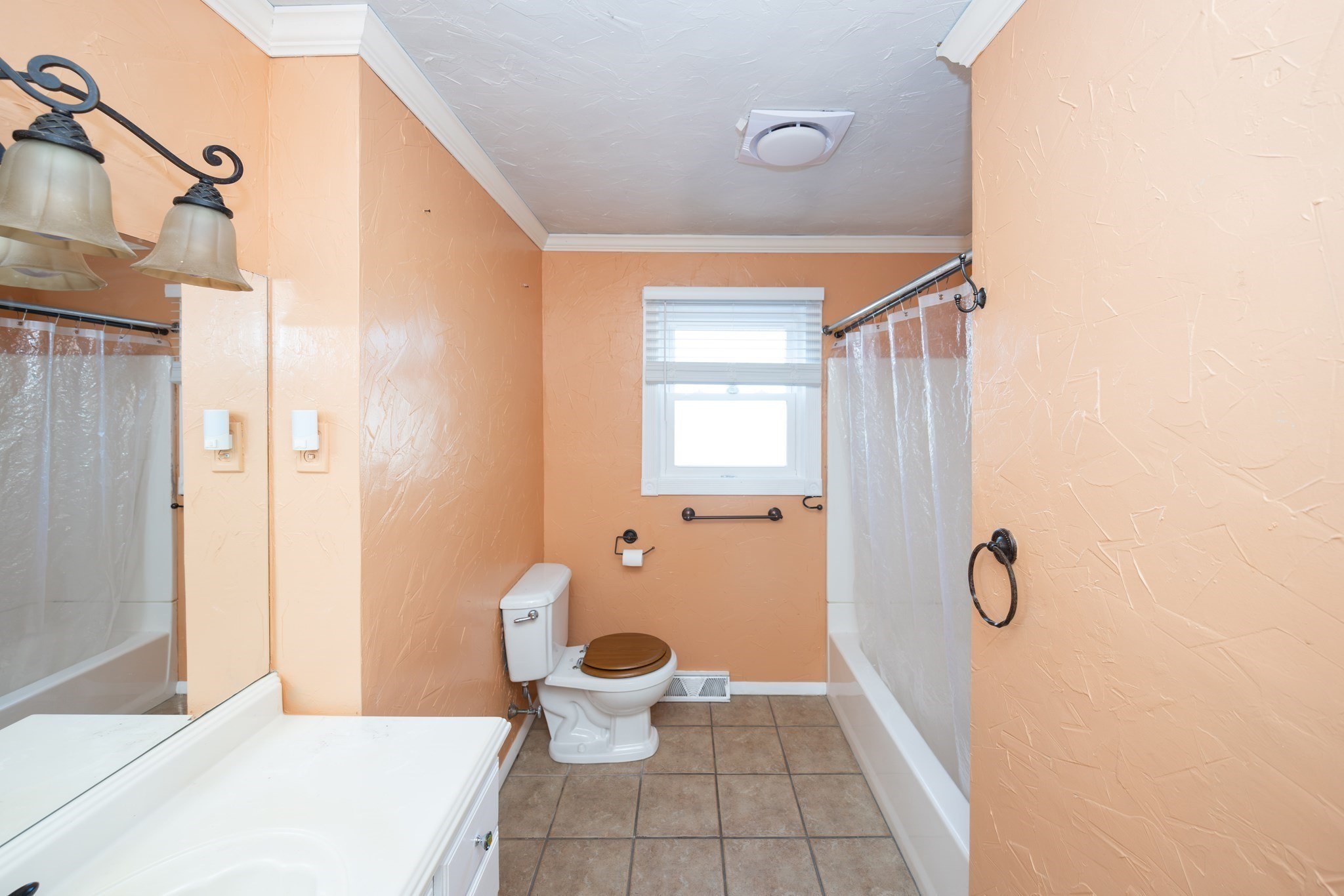 56 Blueberry Ter Property Photo 16