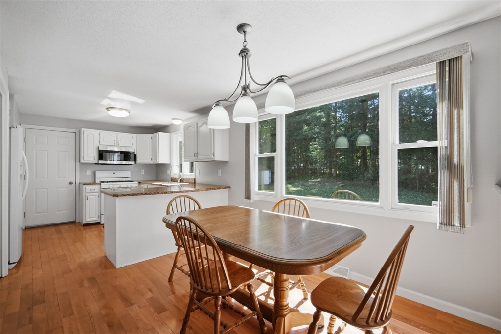 78 Oak Brook Drive Property Photo 6