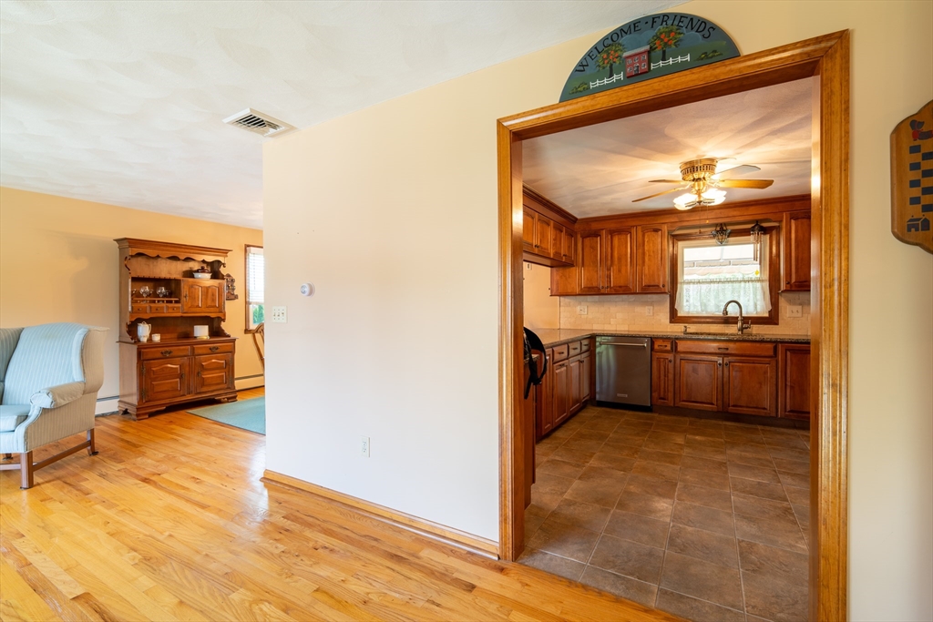 9 Kathleen Drive Property Photo 11