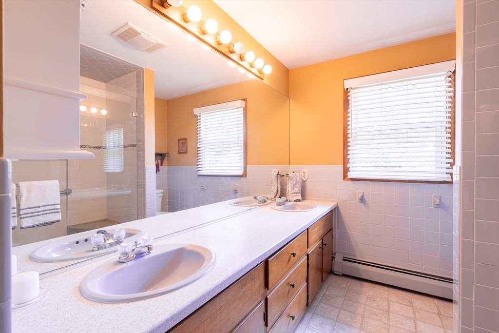 9 Kathleen Drive Property Photo 24