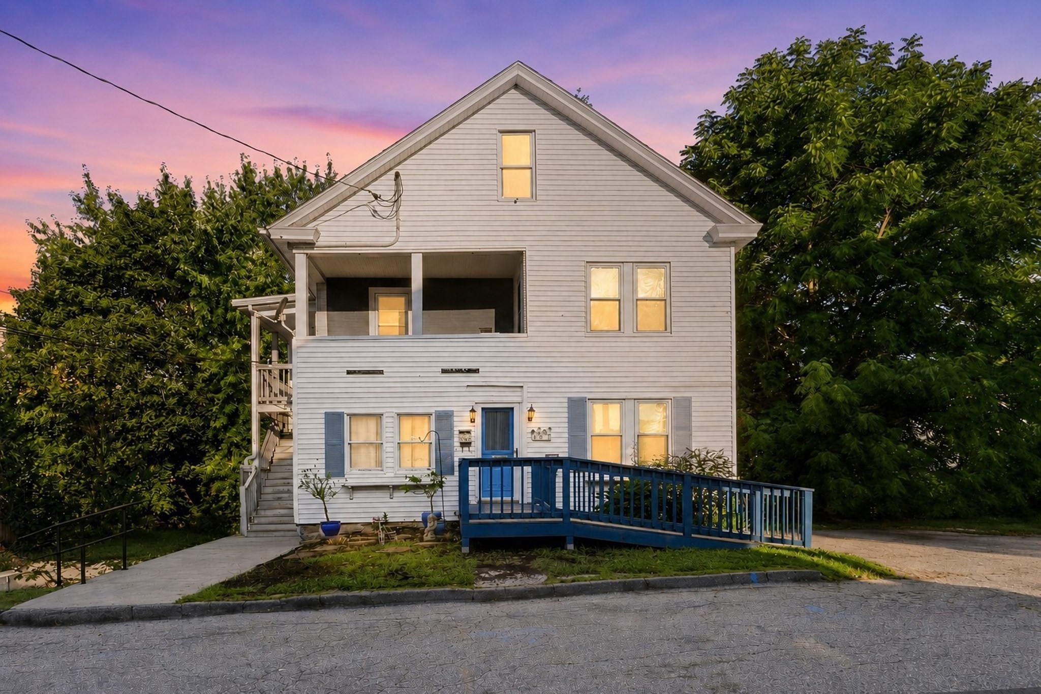 48 Litchfield Ave Property Photo 1