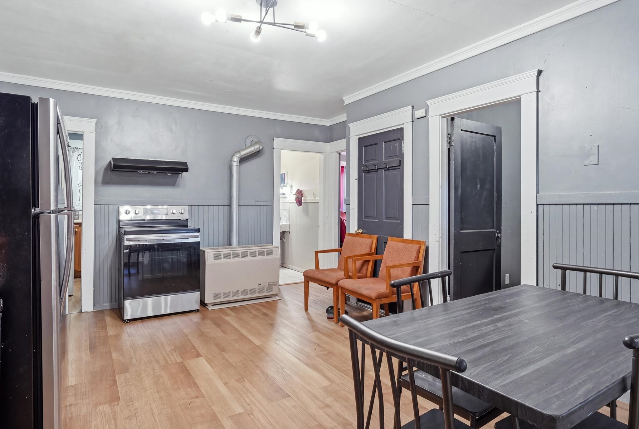 48 Litchfield Ave Property Photo 16