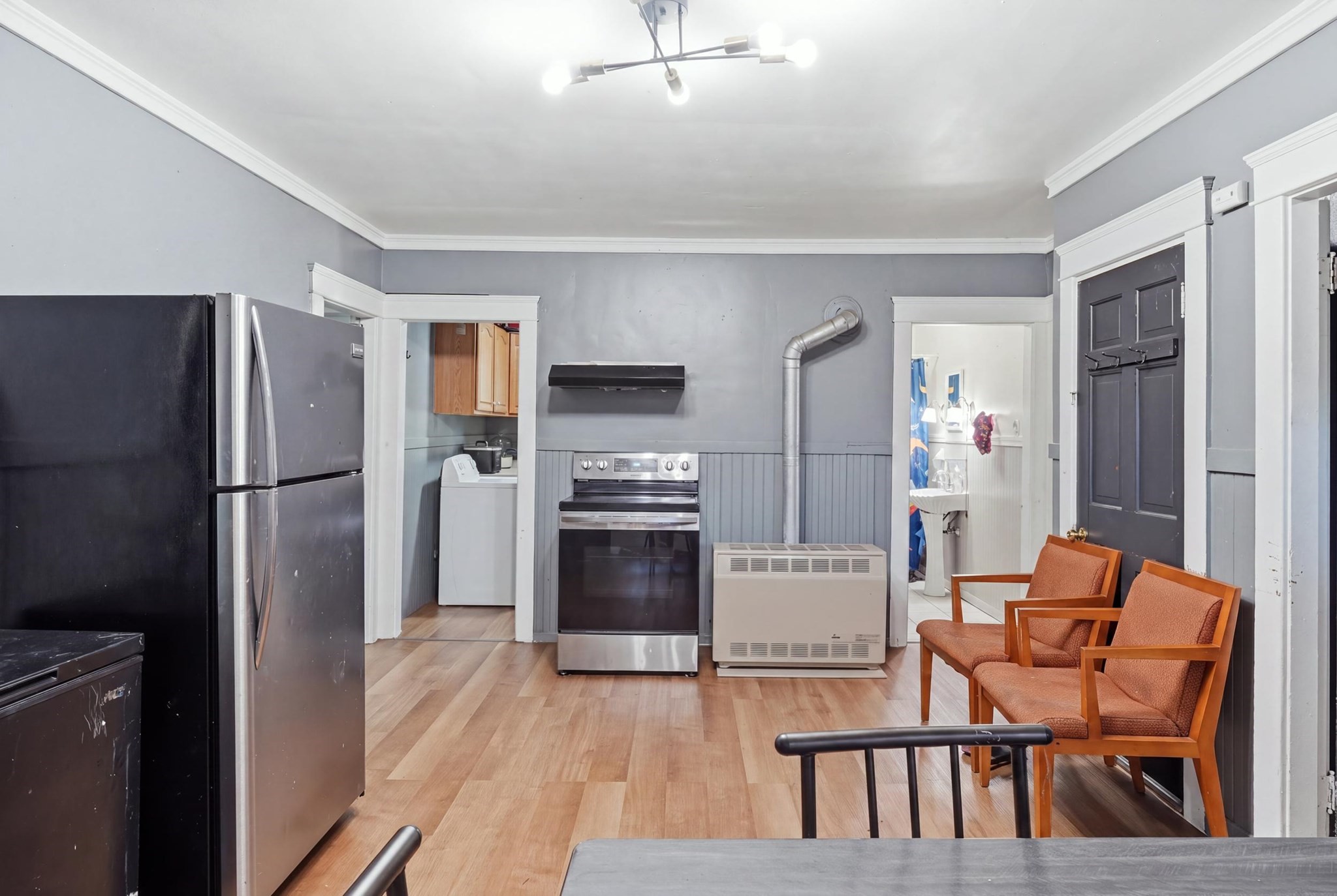 48 Litchfield Ave Property Photo 17