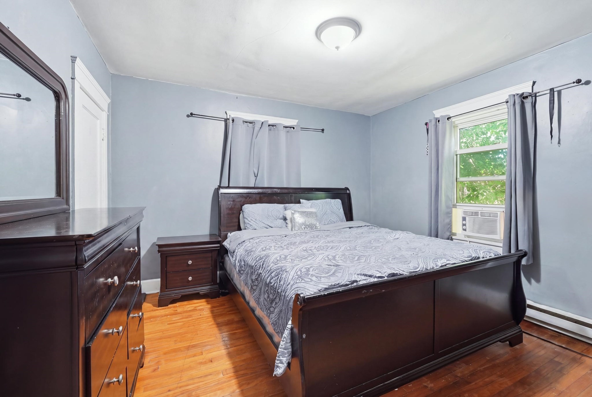48 Litchfield Ave Property Photo 22